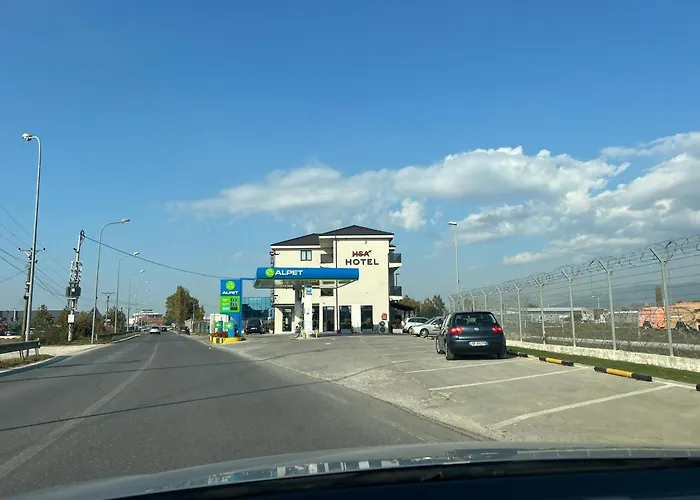 Hotel Side Airport Rinas